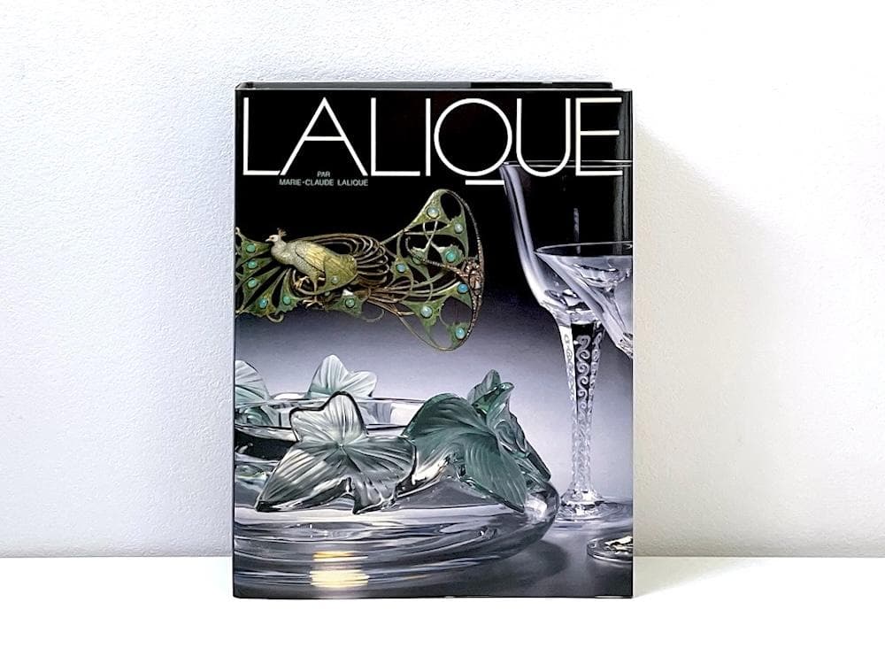 絶版本 LALIQUE ルネ・ラリック ガラス工芸作品 写真集 工芸への入り口、ルネ・ラリックのガラス 反復する植物柄に惹かれた理由