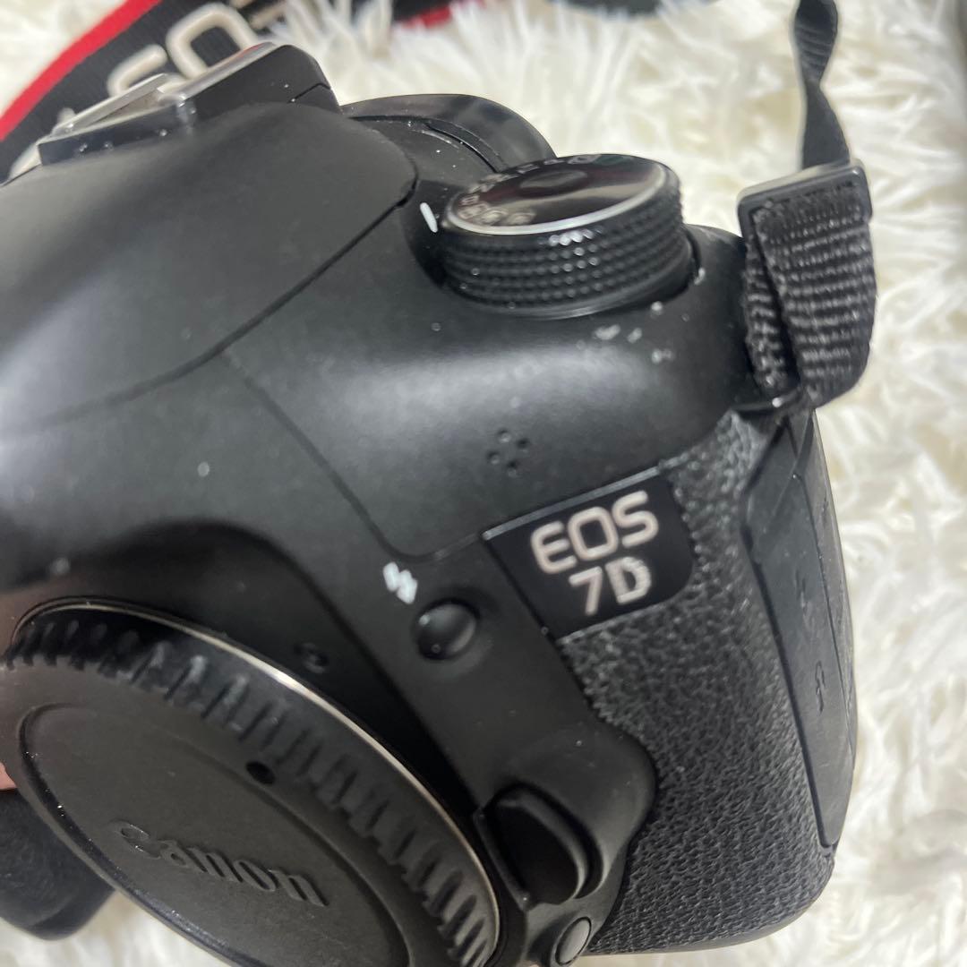 Canon EOS 7D デジタル一眼レフカメラセット バッテリーなし