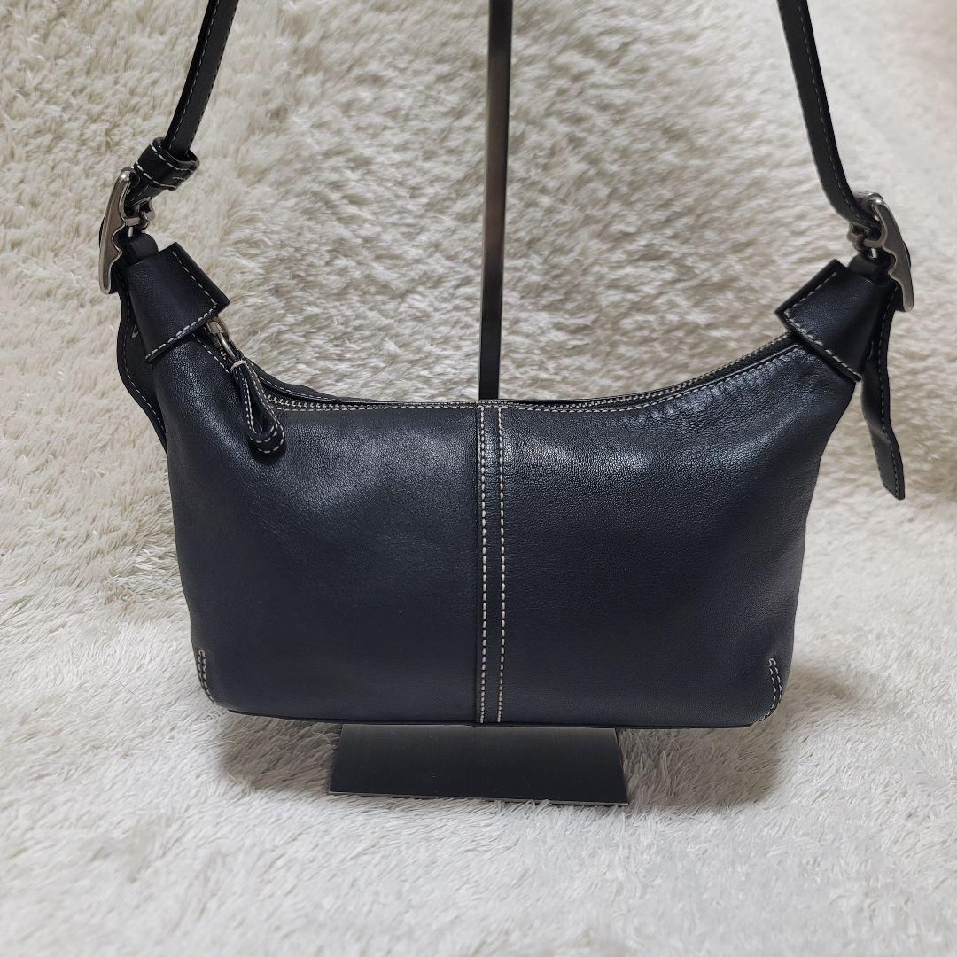 美品✨COACH コーチ ワンショルダーバッグ レザー ブラック y2k - メルカリ