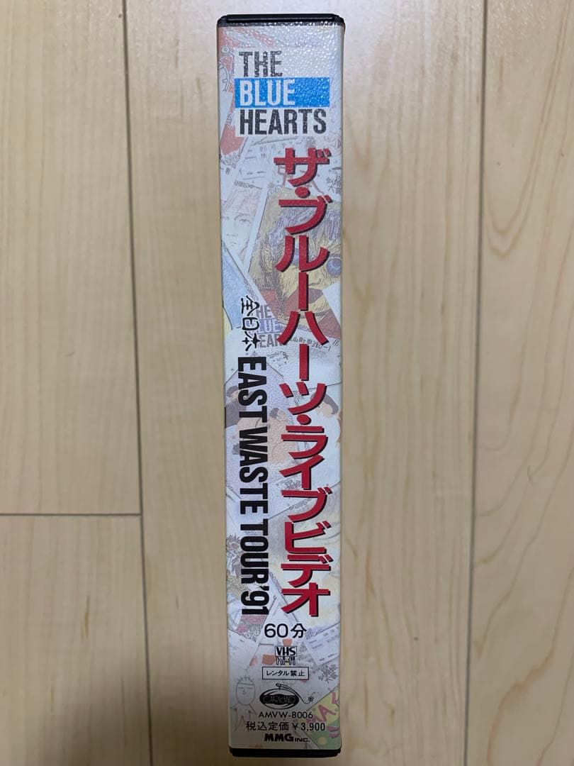 VHS】THE BLUE HEARTS LIVE VIDEO - メルカリ