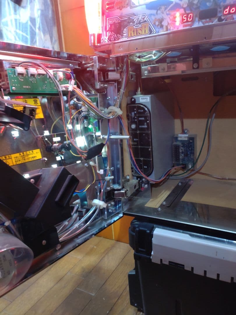 引取限定】パチスロ ストライクウィッチーズVX - メルカリ