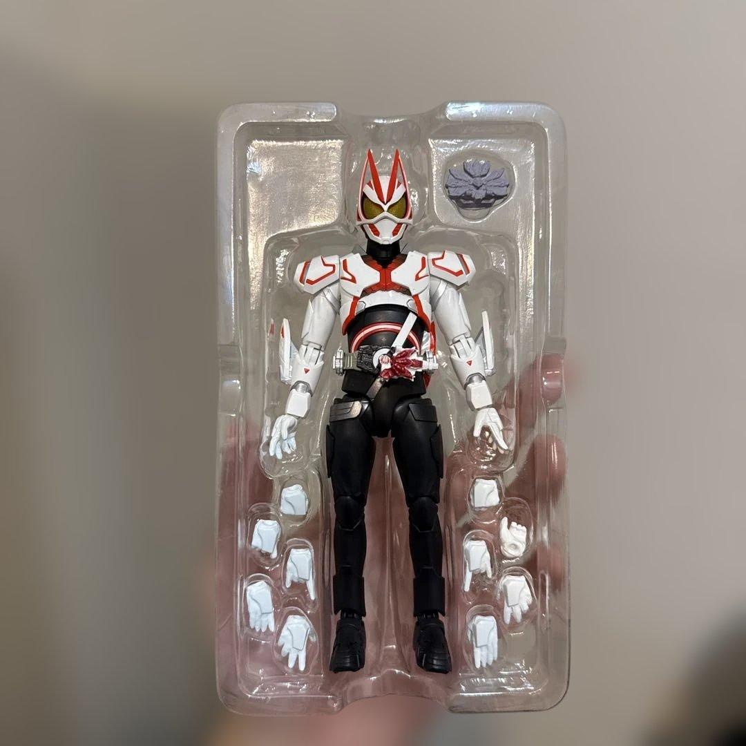 S.H.Figuarts 仮面ライダーギーツ ブーストフォームマークIII