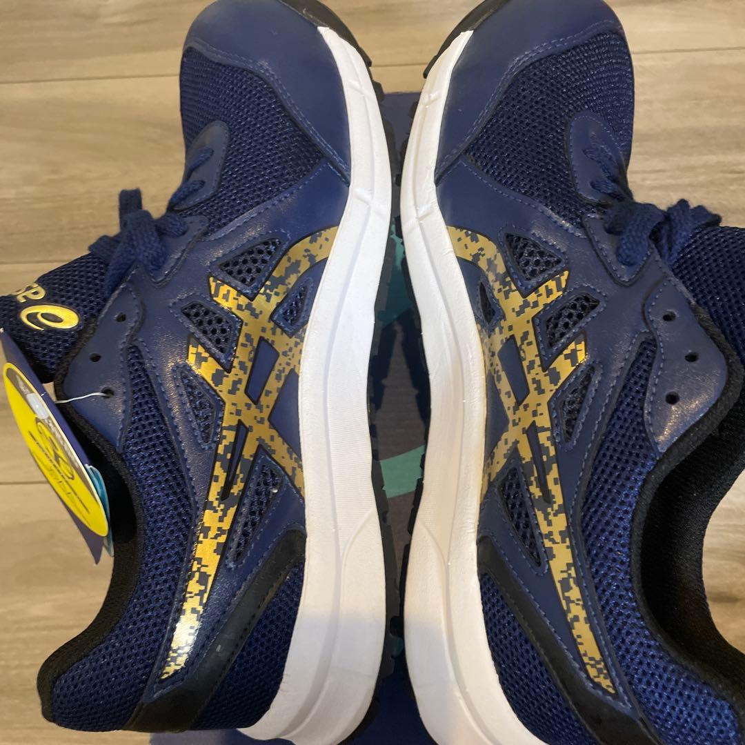 最終価格!!新品 アシックス ウィンジョブ CP106 インディゴ 25.5