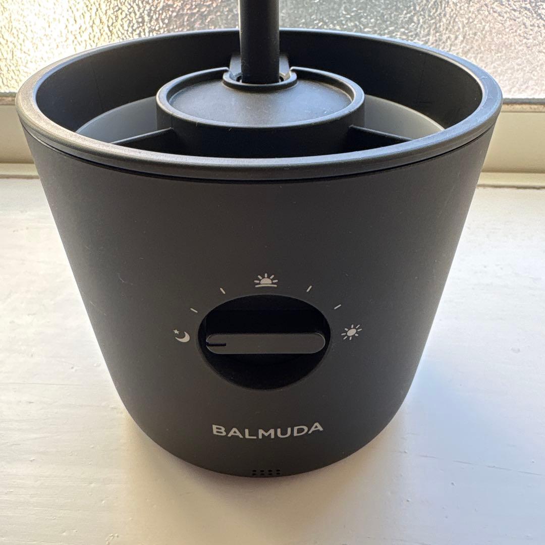 バルミューダ ザ・ライト / ブラック（動作確認済） - メルカリ