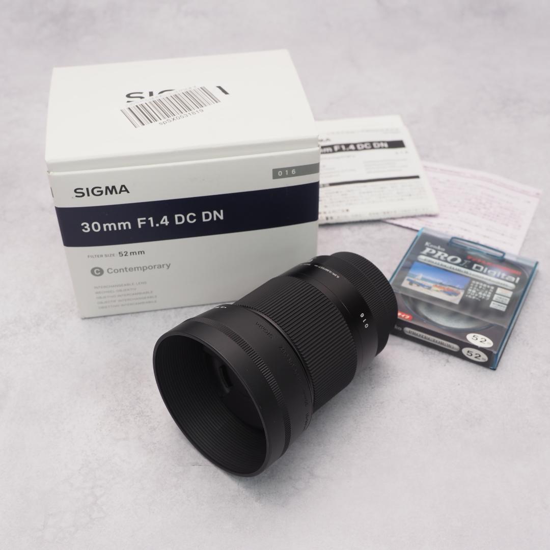 SIGMA 30mm F1.4 DC DN 単焦点レンズ（マイクロフォーサーズ） Amazon.co.jp: シグマ(Sigma) レンズ 30mm F1.4 DC DN マイクロフォー