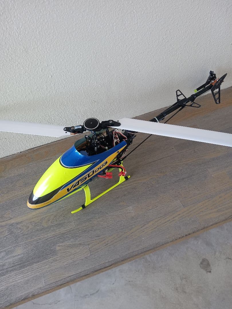 ワルケラV450D03 電動ヘリコプター アルミケース付き、おまけ付（写真