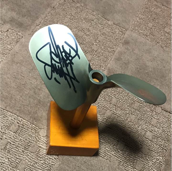 競艇！池田浩二選手のサイン入りプロペラ 本日ボートレース蒲郡で優勝し、100Vを達成した池田浩二選手のサイン