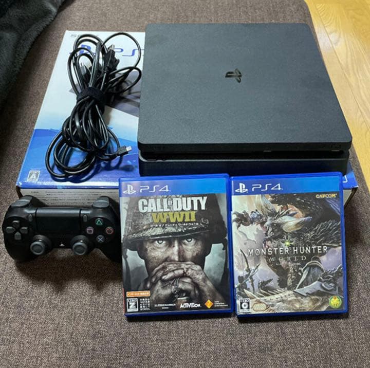 PlayStation®4 ジェット・ブラック 500GB Amazon.com: Playstation SONY 4, 500GB Slim System [CUH-2215AB01