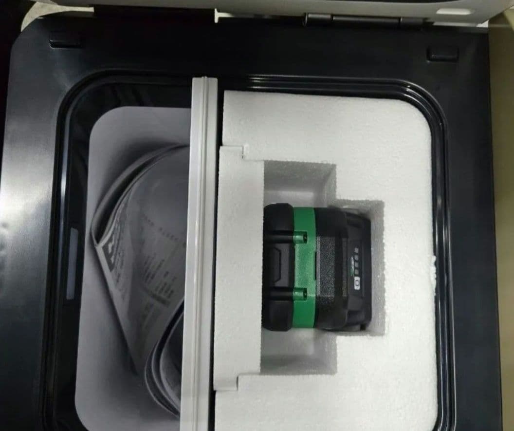 【新品未使用品】 ハイコーキ UL18DD 10.5L コードレス冷温庫 限定色