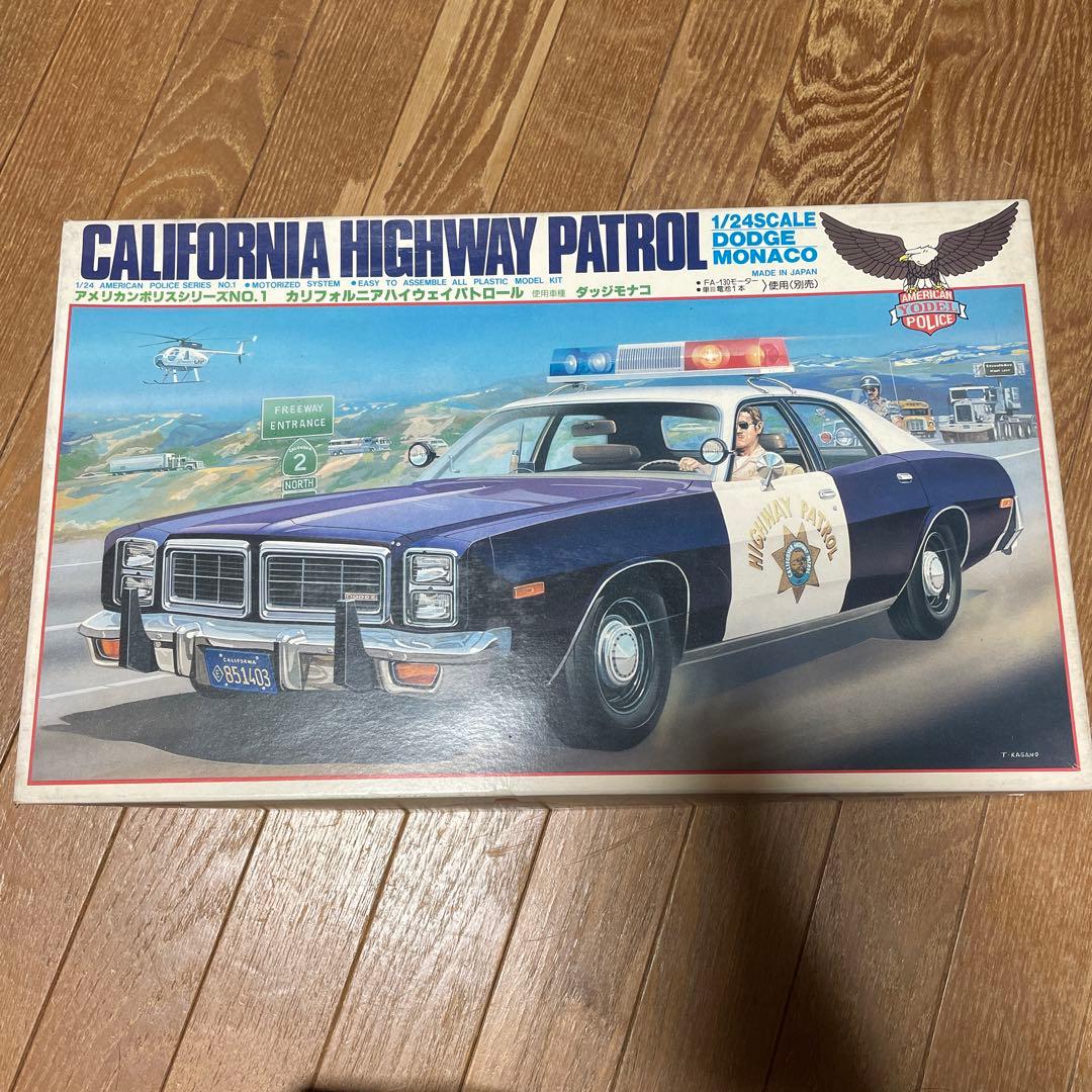 希少ヨーデル 1/24 カルフォルニアハイウェイパトロール ダッチ モナコ ヨーデル カリフォルニア ハイウェイパトロール 1/24 ダッジモナコ