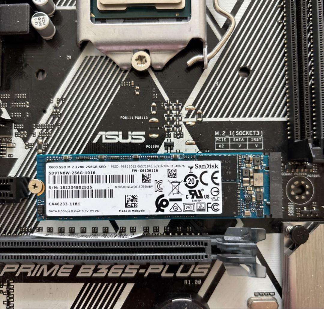 ASUSマザーi7-9700 3.00GHz / SSD256GB セット