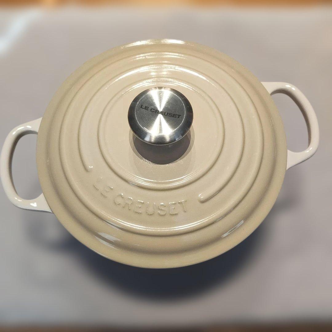 ル・クルーゼ　直径24cm シルバーつまみ Le Creuset（ル・クルーゼ） 公式 鍋 つまみ ｜ シグニチャー 鍋用