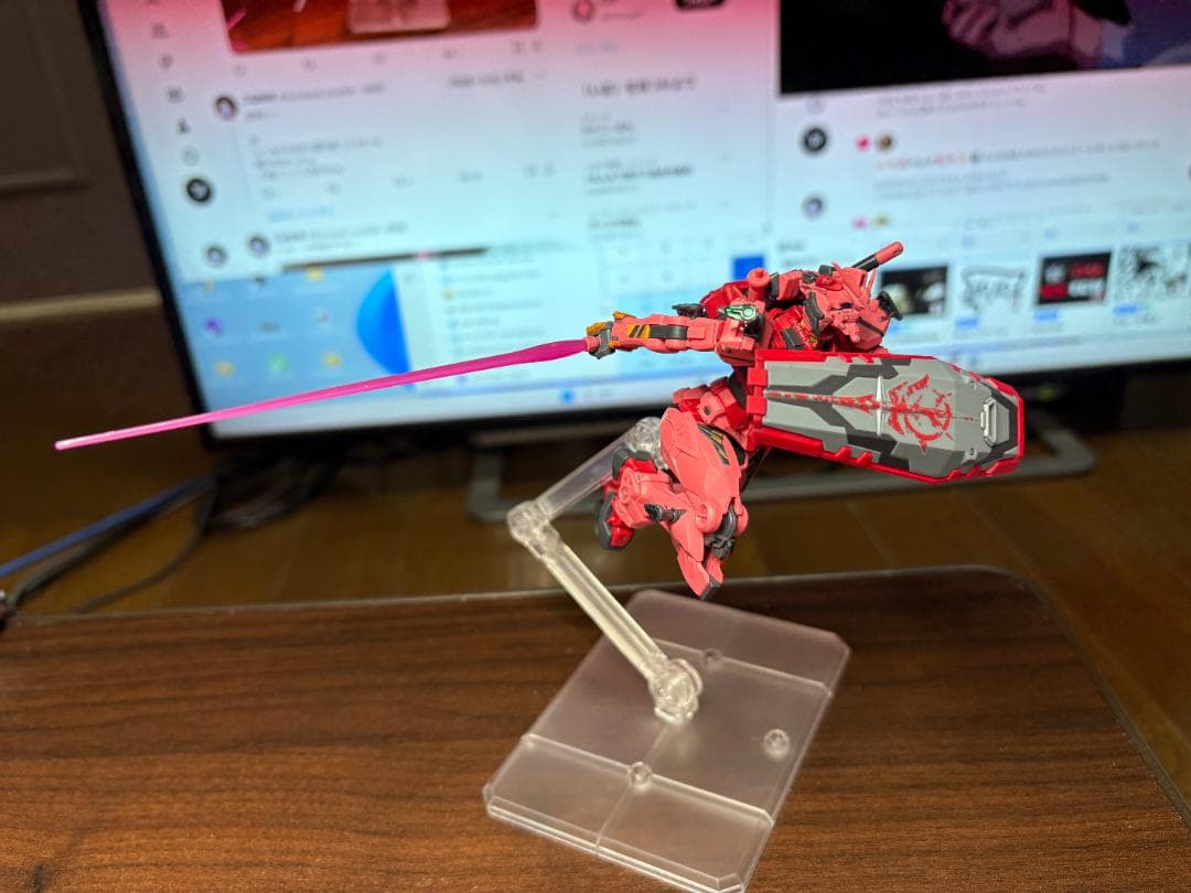 完成品】HG 赤いガンダム ビット6個 ザクバズーカ 部分塗装 - メルカリ