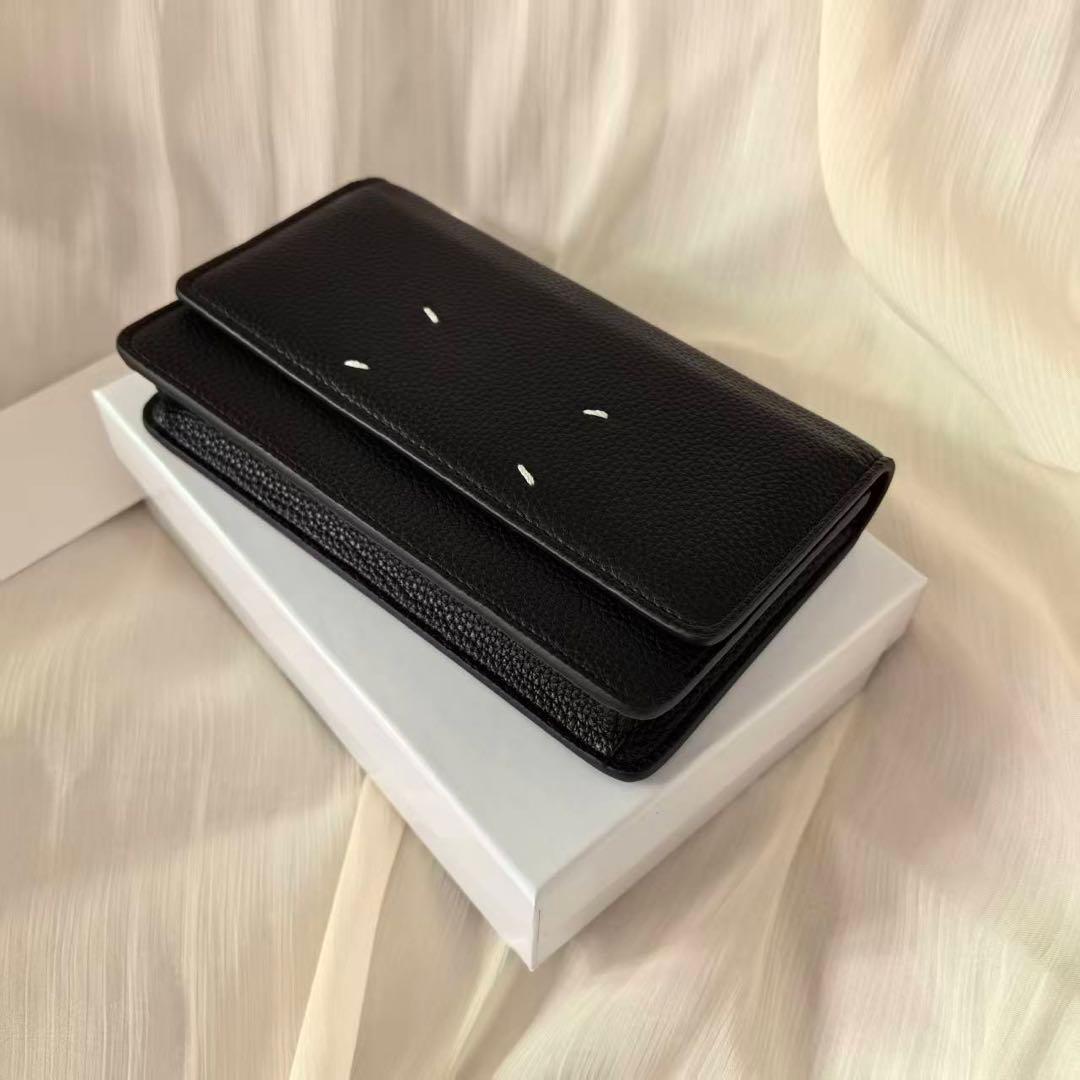 ❤️新品❤️メゾンマルジェラ MM6 チェーンウォレットショルダー