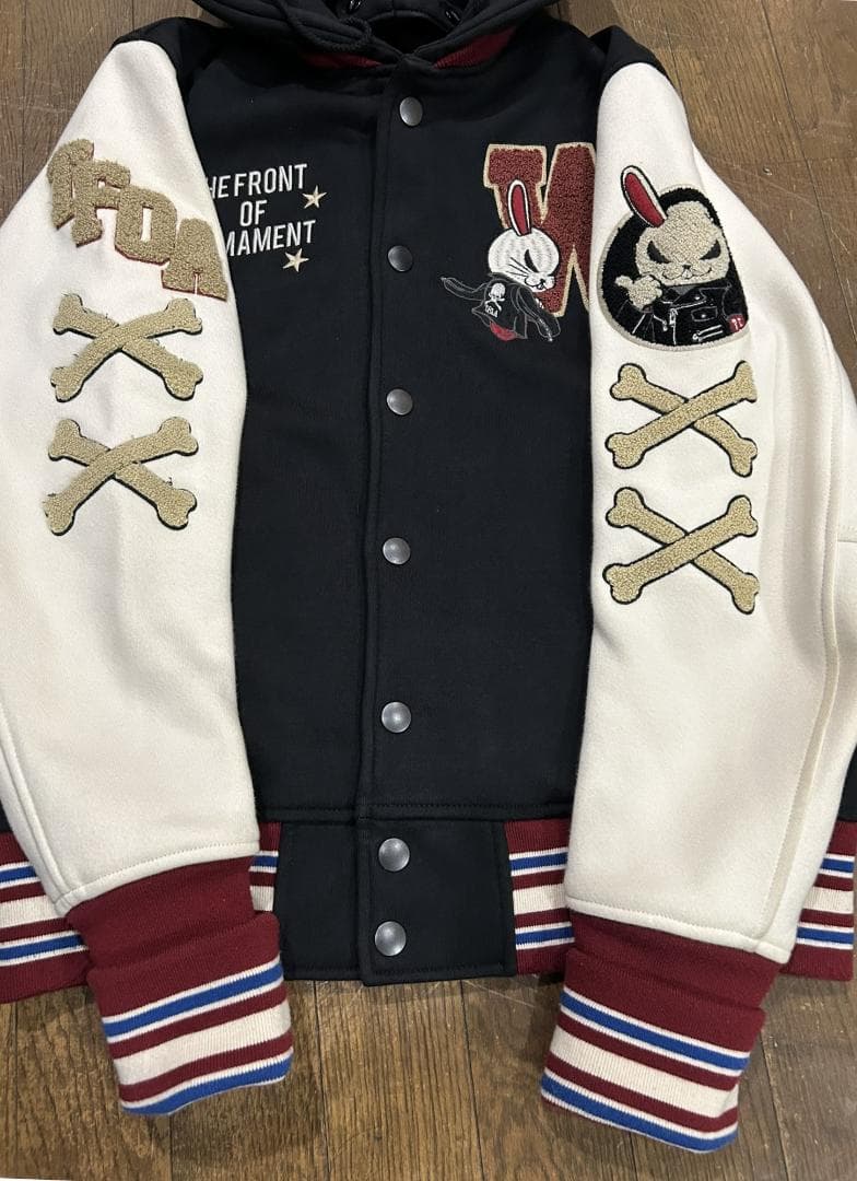 クローズ×WORST デスラビット 刺繍 ボンディングスタジャン フード M