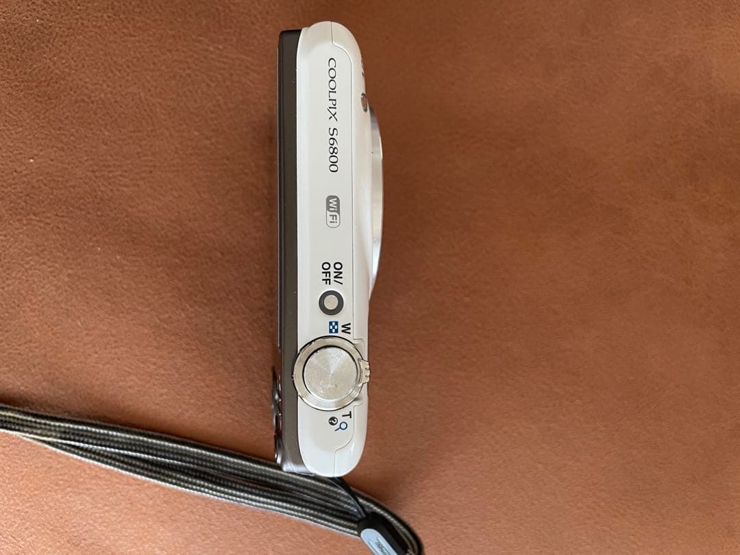 Nikon COOLPIX ホワイト 本体と付属品 ジャンク品