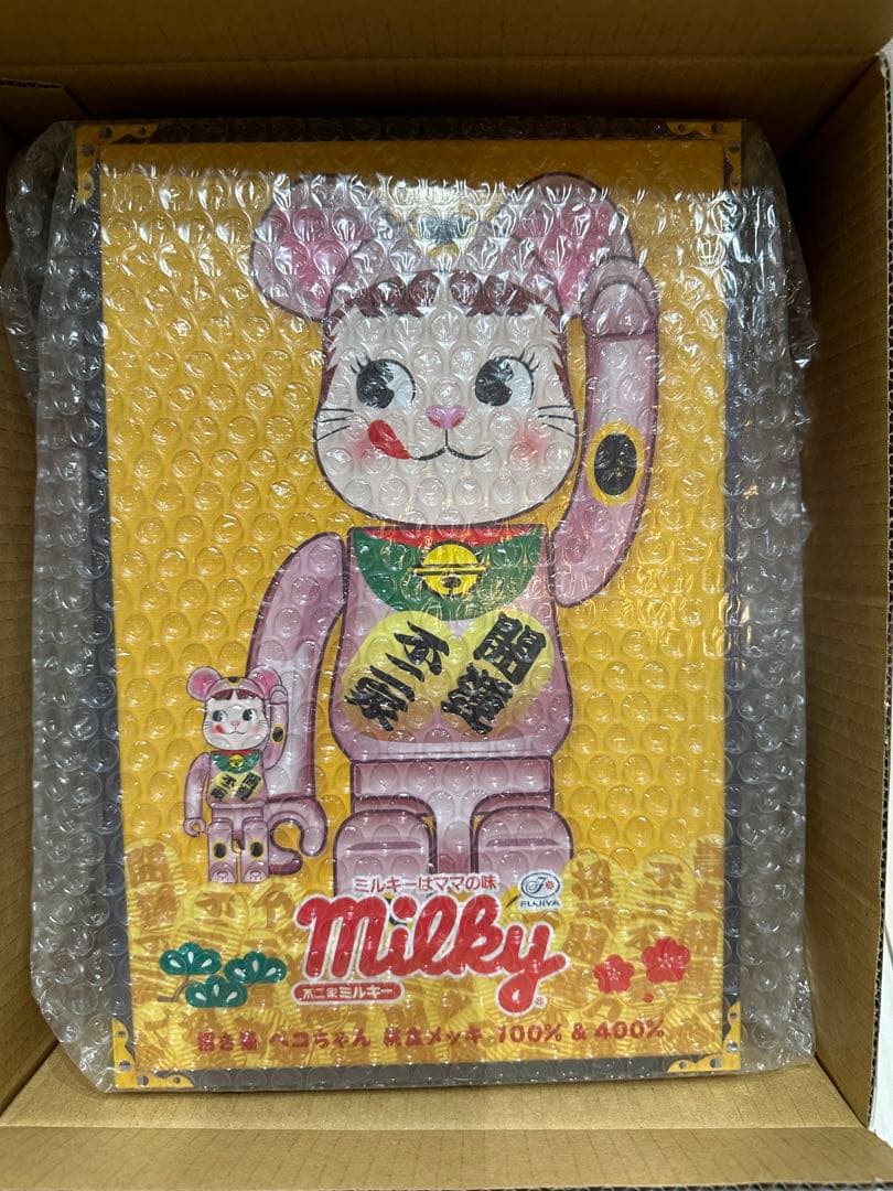 最終価格2020年発売　新品未開封 ペコちゃん招き猫桃金メッキ100%&400％ ダブル小判で金運アップ祈願！不二家の桃金メッキの招き猫ペコちゃんの