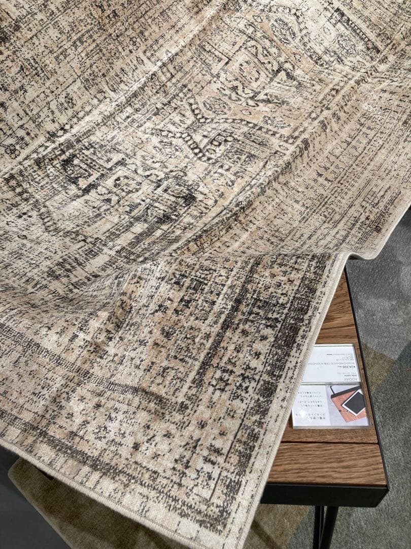 みるみる様専用 unicoラグ NEVELネヴェル ベージュ 120×180cm - メルカリ