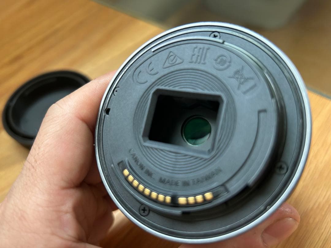 Canon RF-S 18-45mm F4.5-6.3 IS STMレンズ