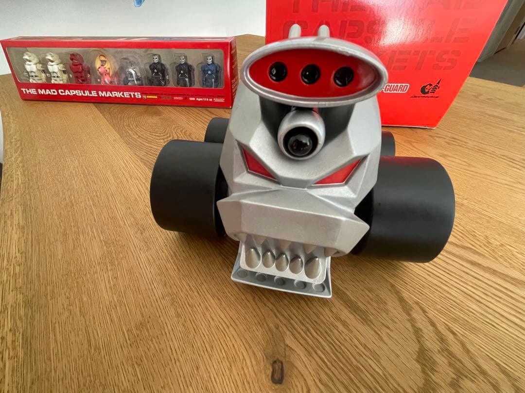 THE MAD CAPSULE MARKETS フィギュアセット Amazon.co.jp: KUBRICK キューブリック THE MAD CAPSULE MARKETS