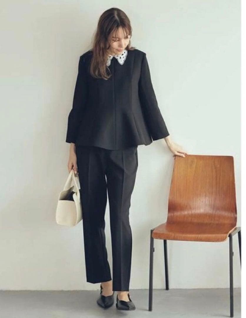 新品未使用】MilaOwen 2wayレースカラーペプラム トップスのみ - メルカリ