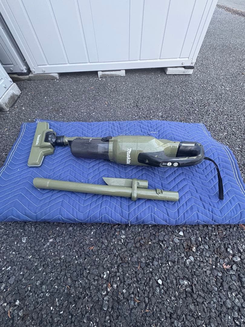 マキタ makita サイクロン一体式ハンディクリーナー オリーブ 18V 純正品) マキタ 充電式クリーナー サイクロン一体式 CL286FDZO 18V