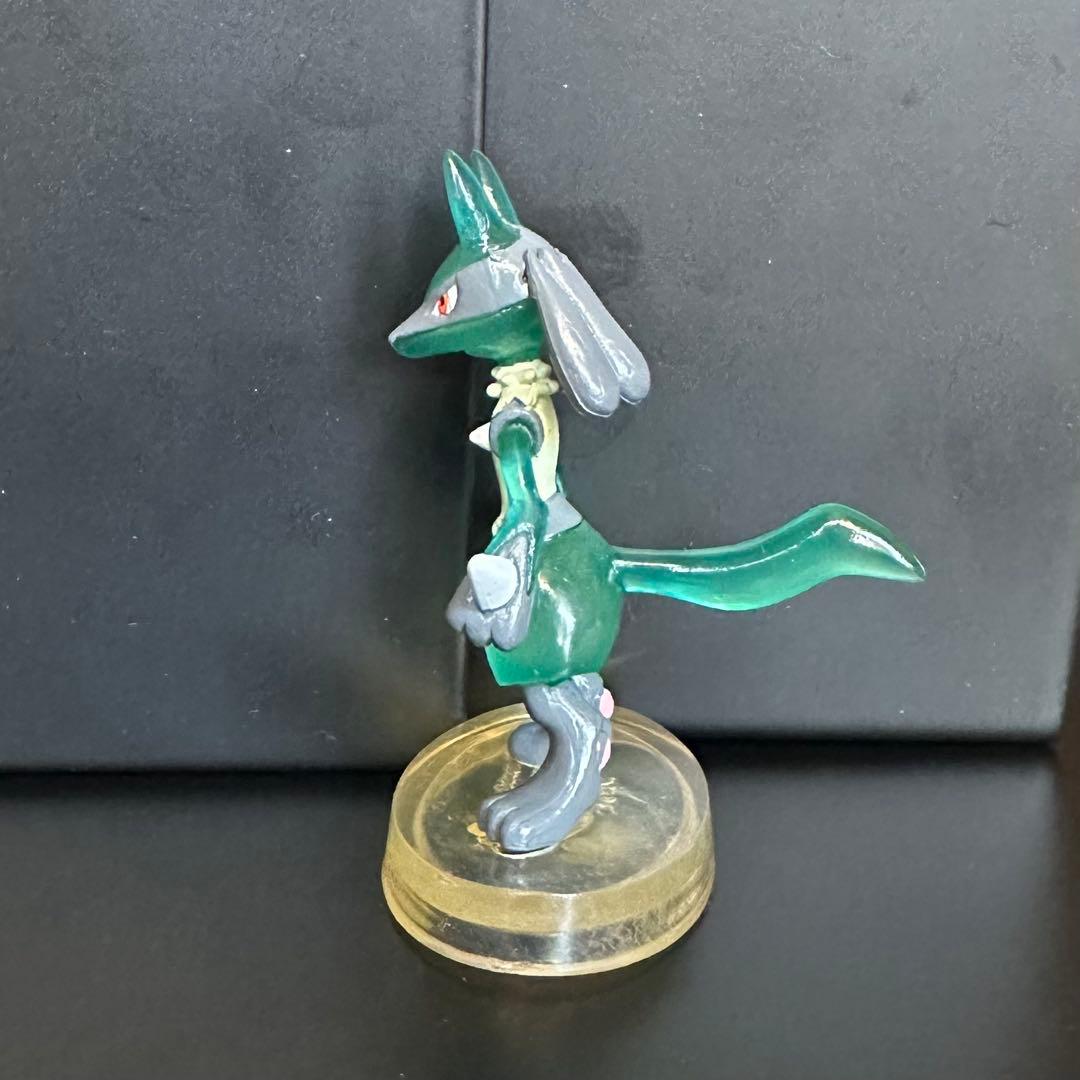 Pokémonモンコレ劇場版クリアver.『ルカリオ／ウソハチ』初期 TOMY製