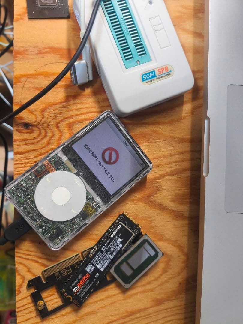 iPod Classic Taptic iMod & USB-C 512GB - メルカリ