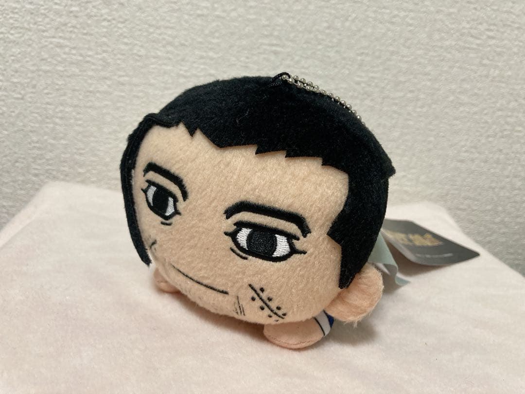 ゴールデンカムイ 尾形百之助 寝そべりぬいぐるみ - メルカリ