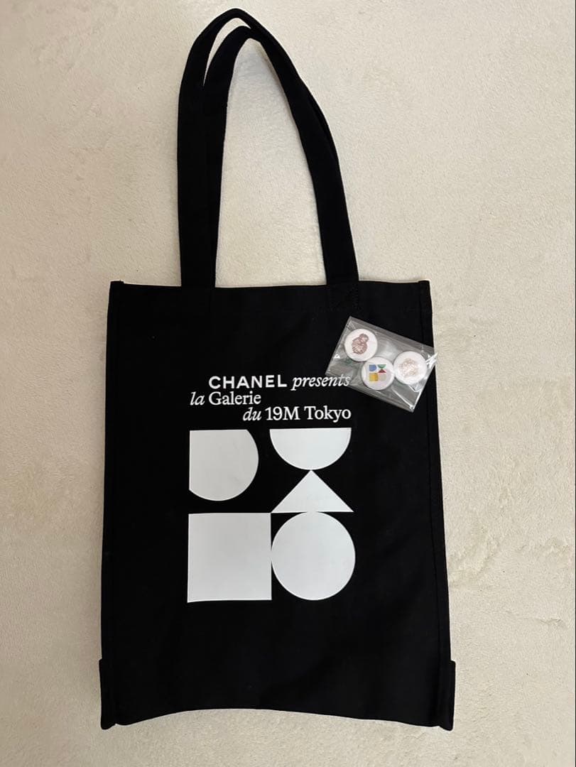 CHANEL la Galerie du 19M トートバッグ&バッジセット - メルカリ