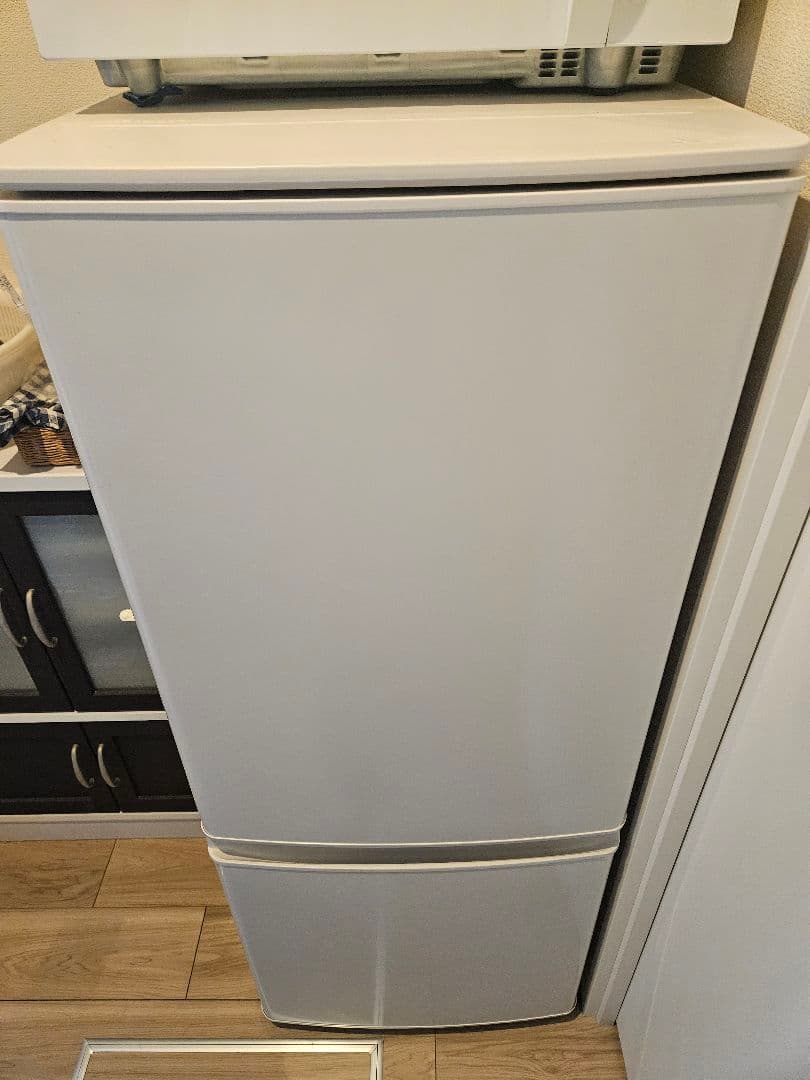 MITSUBISHI MR-P15H-W 2023年製[146L・右開き] 三菱電機（MITSUBISHI ELECTRIC） 冷蔵庫 MR-P15H-W 146L 2ドア 右開き