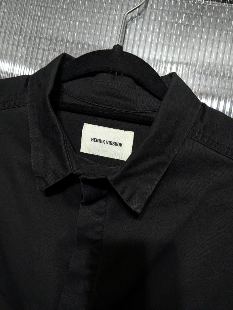 HENRIK VIBSKOV フェイクポケット 比翼 シャツ XS ブラック - メルカリ