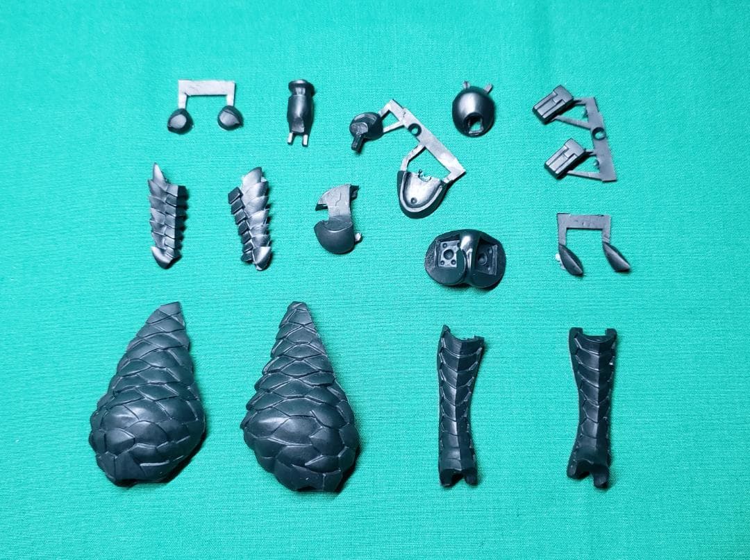 は*る様 りゅんりゅん亭 もえハン ナルガX装備 カラーレジンキット