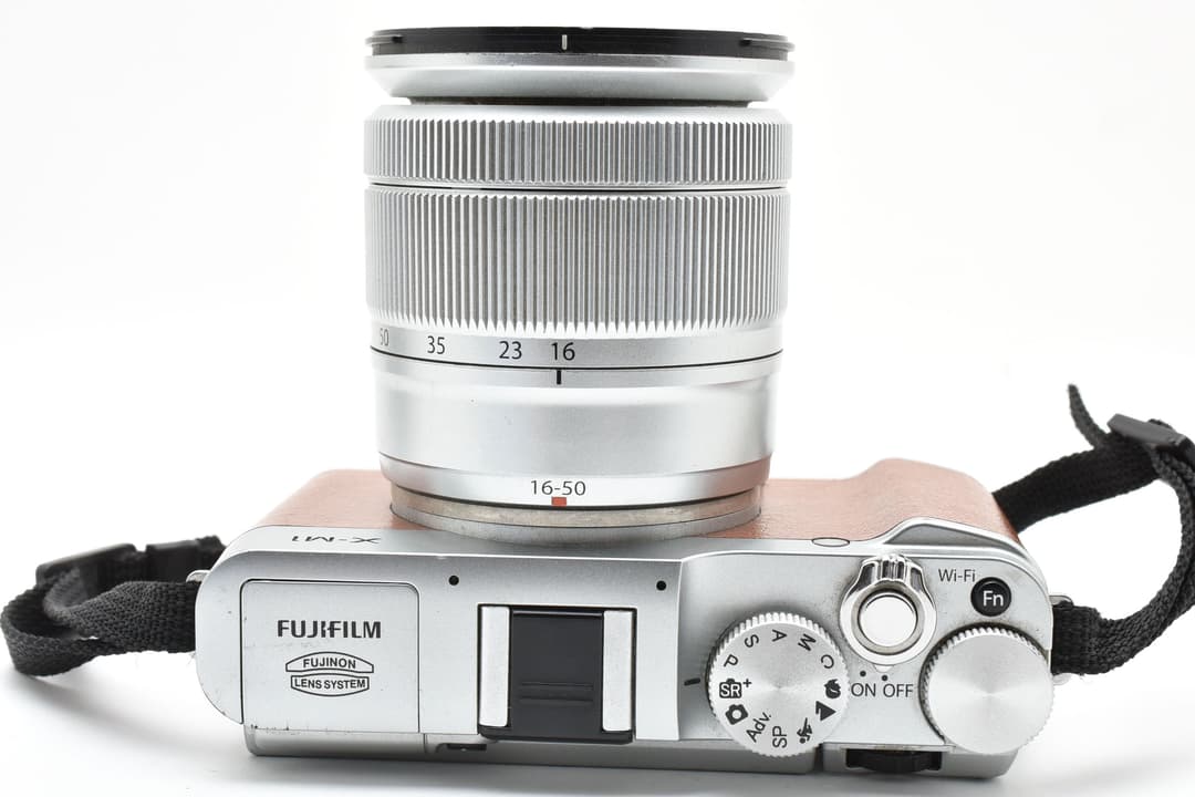 美品 Fujifilm X-M1 + 16-50mm F3.5-5.6 OIS