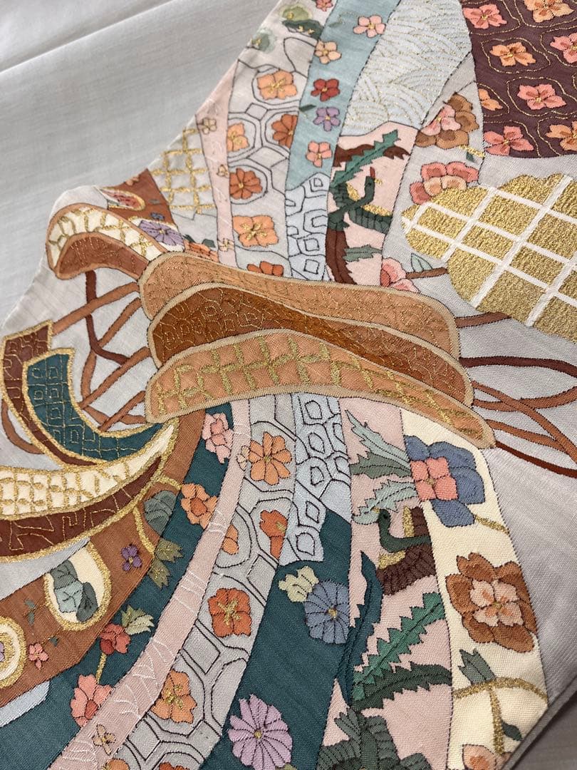 仕立て上がり新品袋帯 薄いグレーに鶴松花宝尽くしなどおめでたい柄