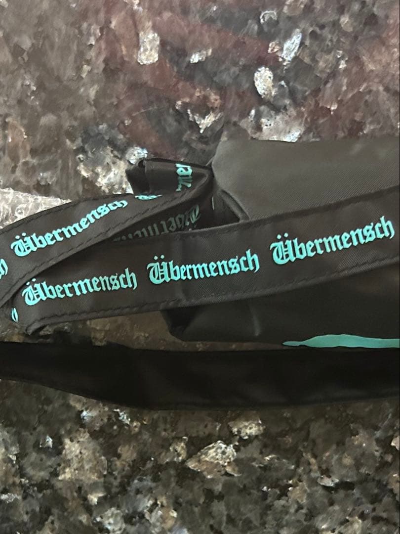 新品 G-DRAGON ジヨンÜbermensch OSAKA 展示会 限定 傘 - メルカリ