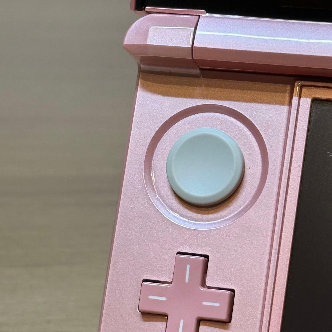 6-021【美品】ニンテンドー3DS ミスティピンク 箱付き