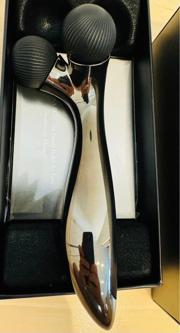 MDNA スキン ザ ビューティーローラー フォーアイズ - メルカリ