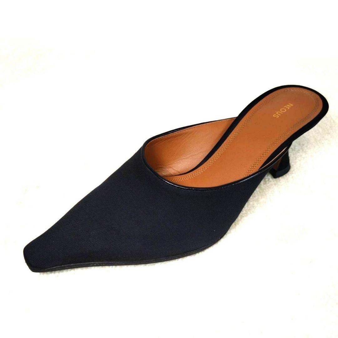 極美品！NEOUS ネオアス 黒 美シルエット ミュール 35 22.5cm