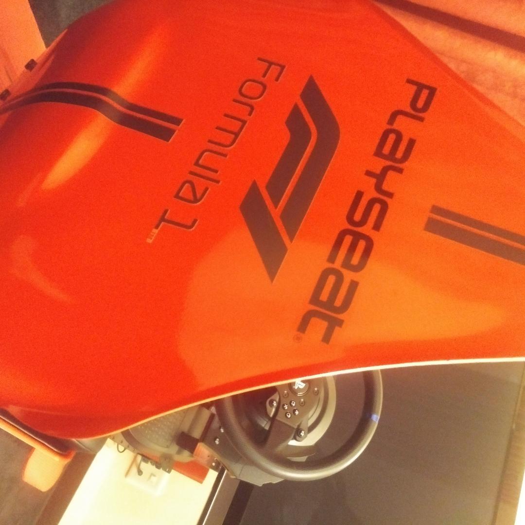 激レア グランツーリスモ レーシングコックピット プレイシート 赤