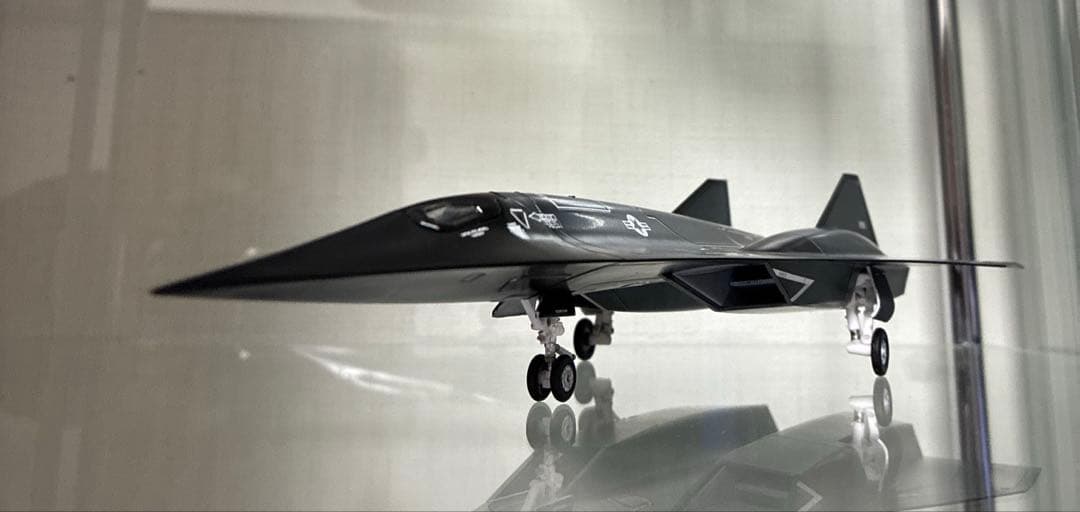 トップガン ダークスター 1/72