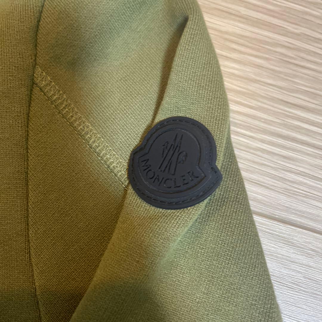美品】モンクレール トレーナースウェット 2023年AWモデル カーキ
