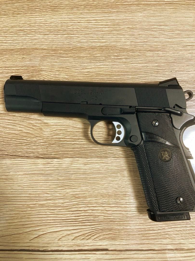 WA MEUピストル HW製ガスガン パックマイヤーグリップ装着 マガジン2本