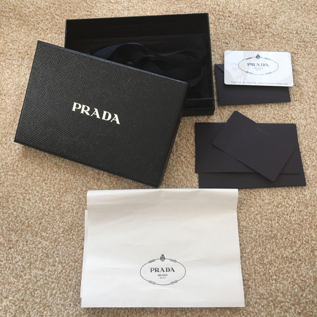 PRADA プラダ 空箱 - メルカリ