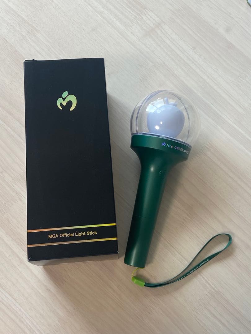 MGA Official Light Stick 緑 - メルカリ