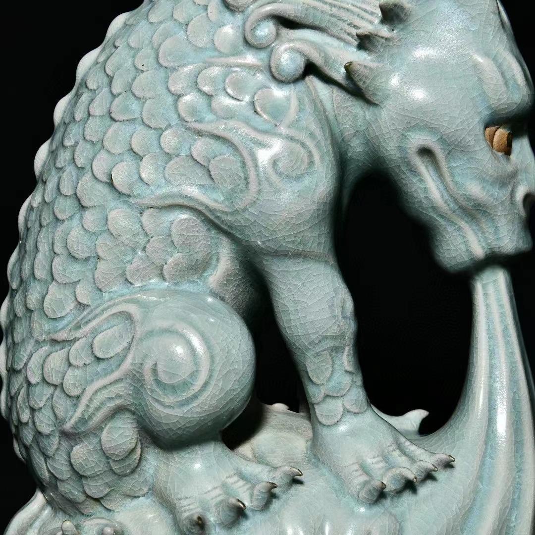 中国古美術・旧蔵の陶磁器、招福の瑞獣・19x30・案頭・置物・文房具