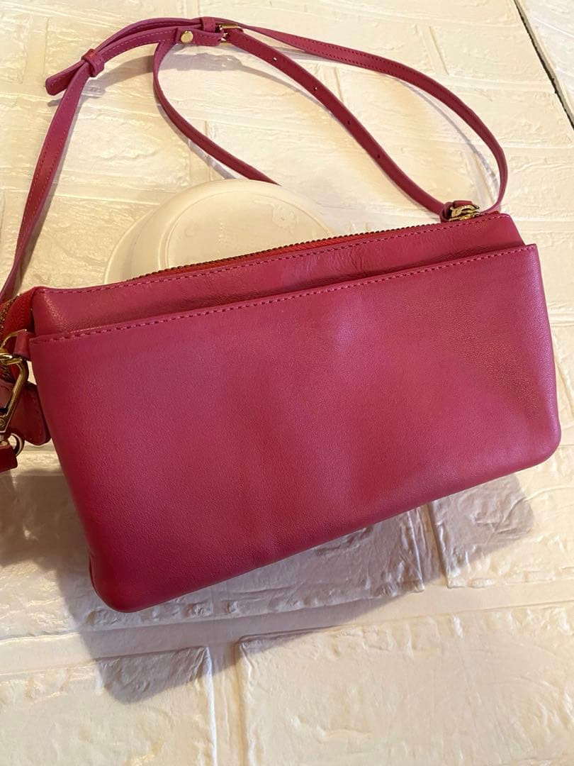 虎*丸様 ハローキティ タマオワールド サンリオコラボ 刺繍 お財布