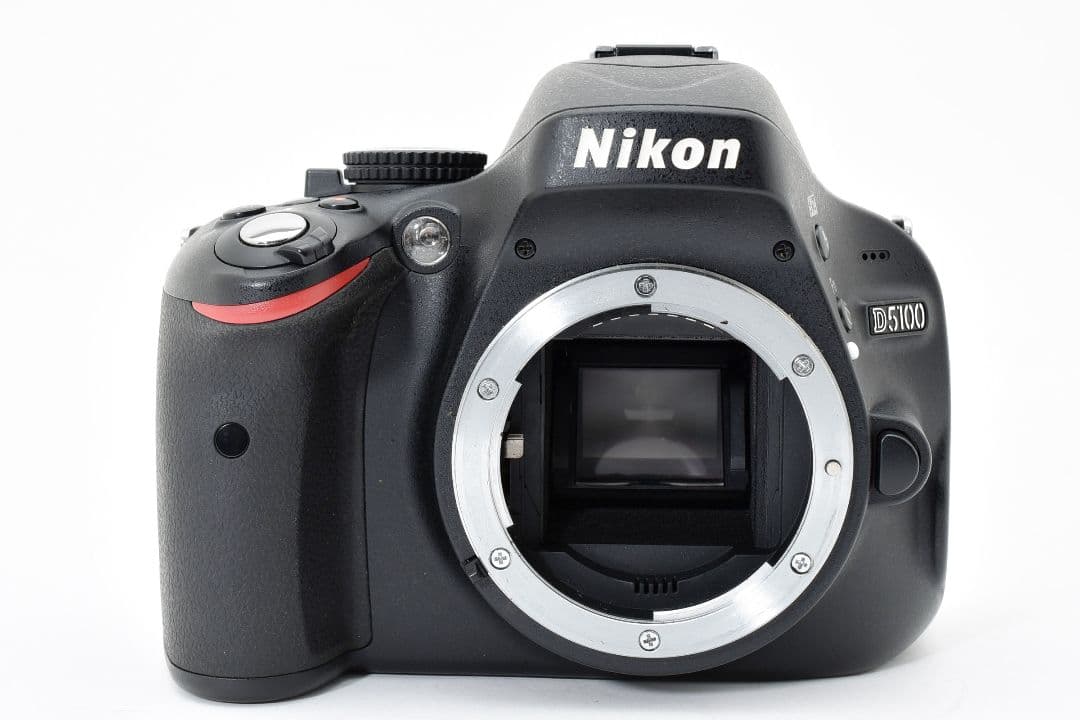 ショット数少✨美品✨Nikon D5100✨バリアングル✨手ブレ補正