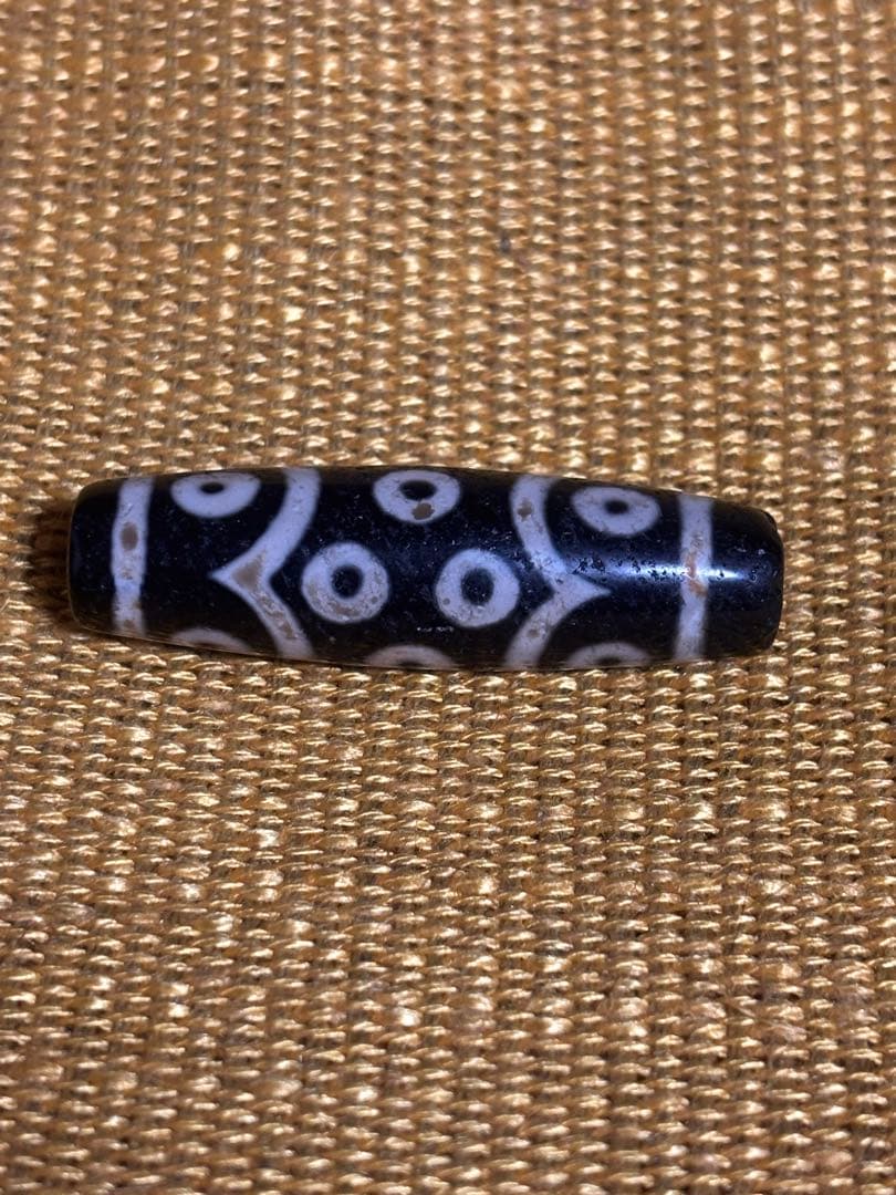 老天珠　15眼天珠 十五眼天珠DZI 15 EYED】 #十五眼天珠也被称为「 #七珍八宝」❤️ 此天