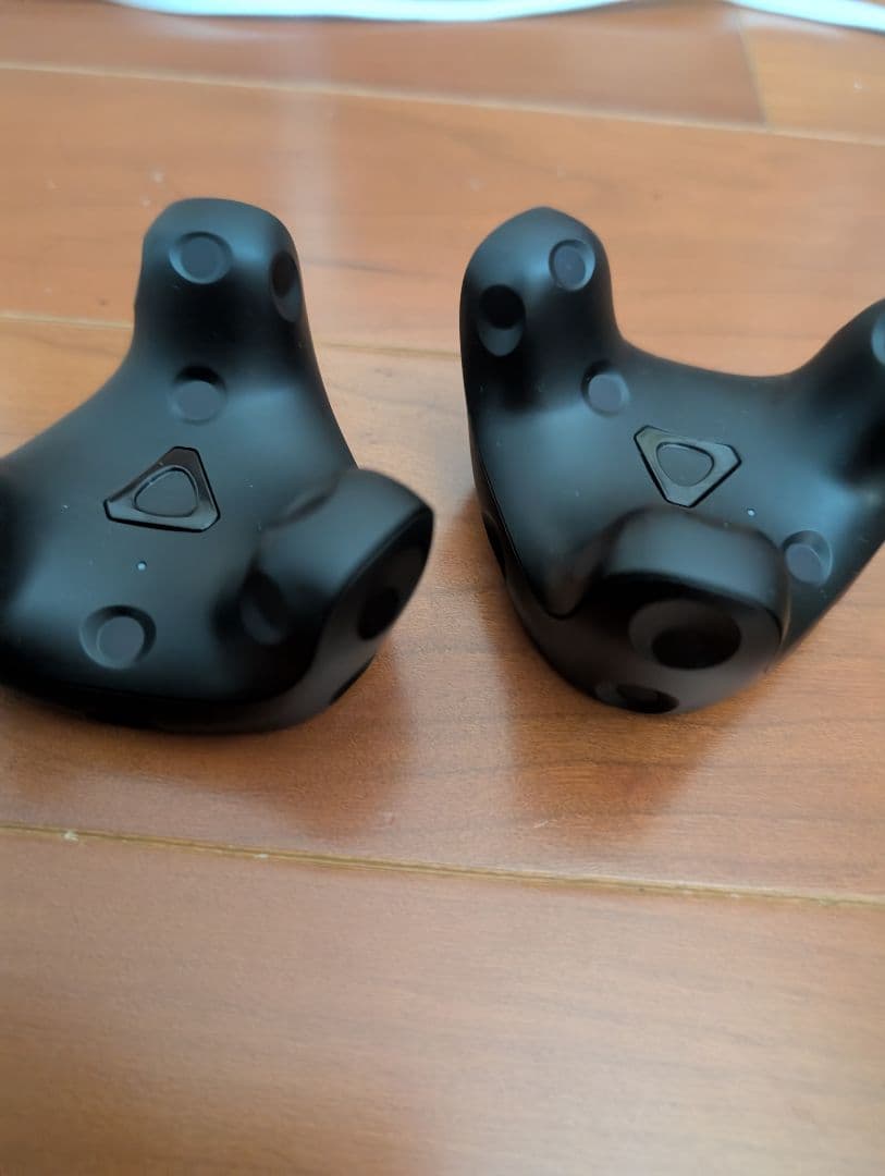 viveトラッカー3.0 Amazon.com: HTC 3 Pack VIVE Tracker (3.0) : Electronics